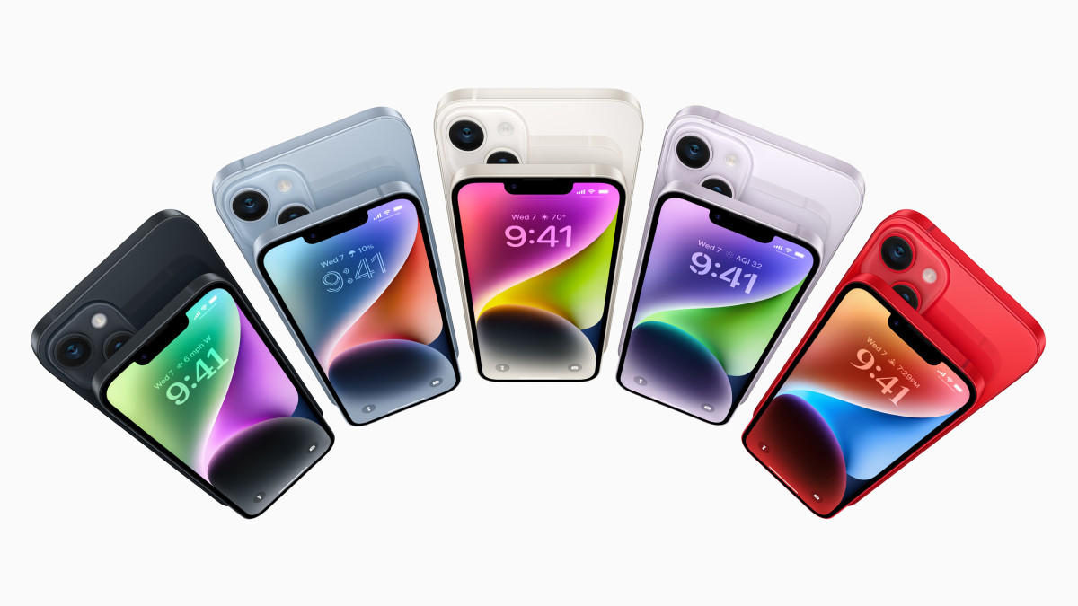 Apple-iPhone-14-iPhone-14-Plus-5up-hero-220907 2